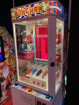 Stacker Prize Machine